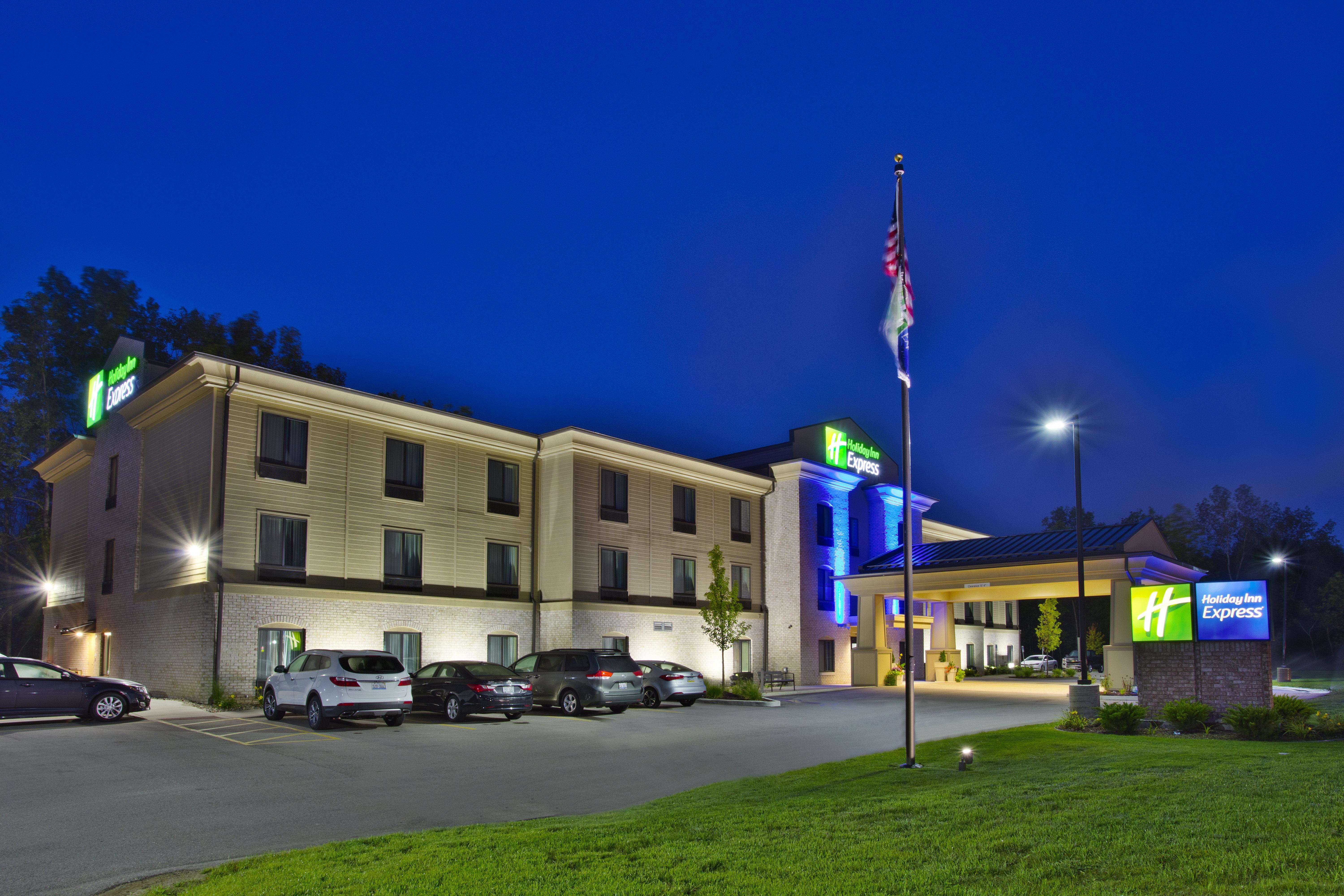 Holiday Inn Express Hastings, An Ihg Hotel מראה חיצוני תמונה