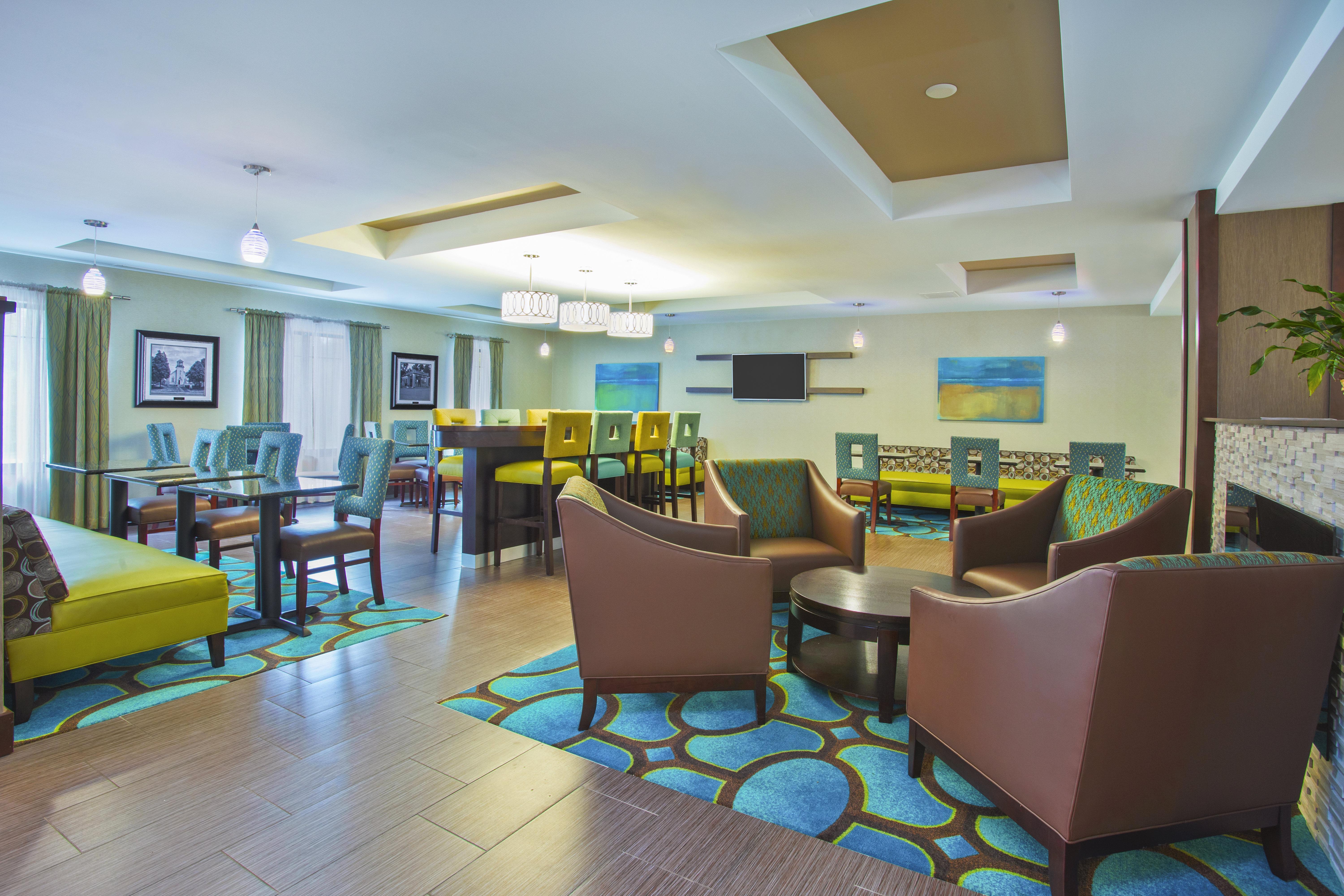 Holiday Inn Express Hastings, An Ihg Hotel מראה חיצוני תמונה